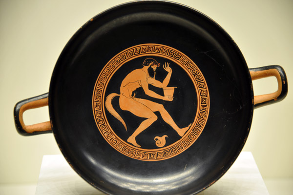 Kylix (wine cup) with a Crouching Satyr, Athens ca 480 BC