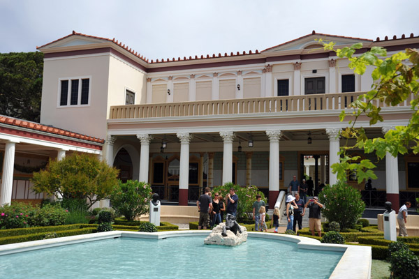 Getty Villa, modeled on the Villa dei Papiri, Hersulaneum