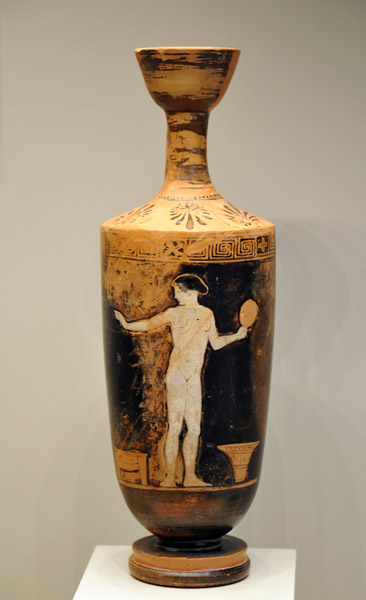 Lekythos (oil jar) with a woman at her toilette, Athens ca 450 BC