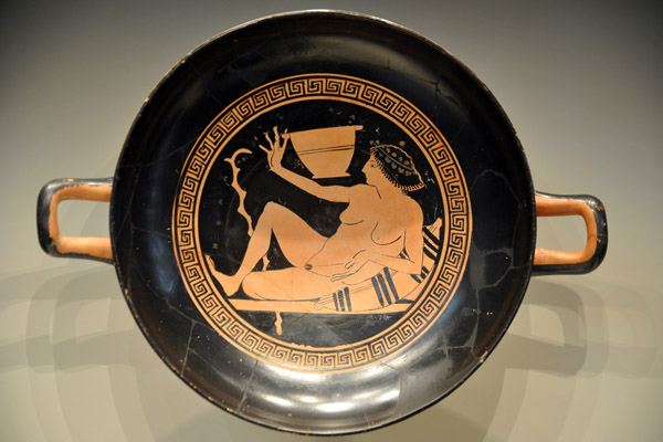 Kylix with a woman playing a game, Athens ca 500 BC