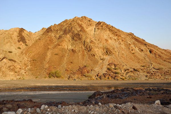 Oman Route 8 southwest of Sohar