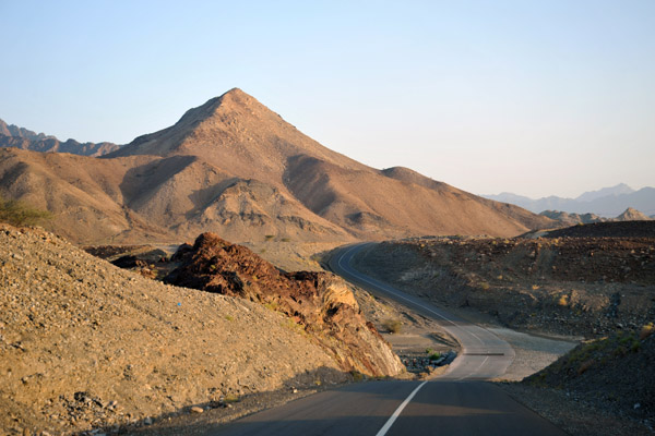 Oman Route 8 - more interesting than the coastal highway
