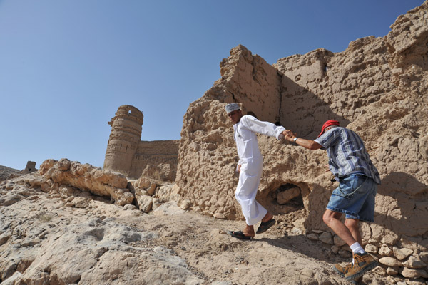 The guide giving dad a helping hand