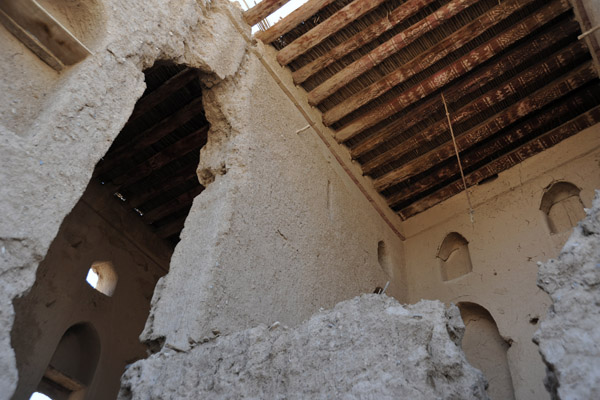 Ruins of a large house, Al Selaif