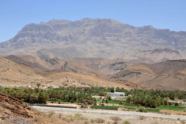 Jebel Shams from the necropolis of Al Ayn