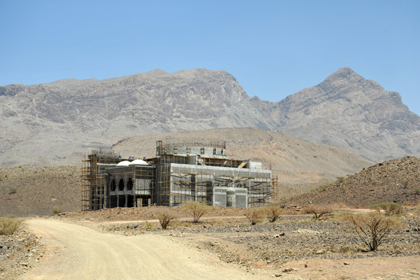 A giant new mosque under construction in the middle of nowhere, Barut, Oman