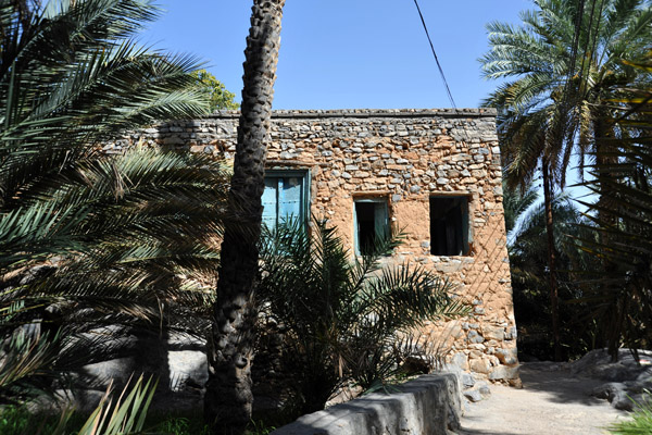 House among the palms, Misfat Al Abryeen