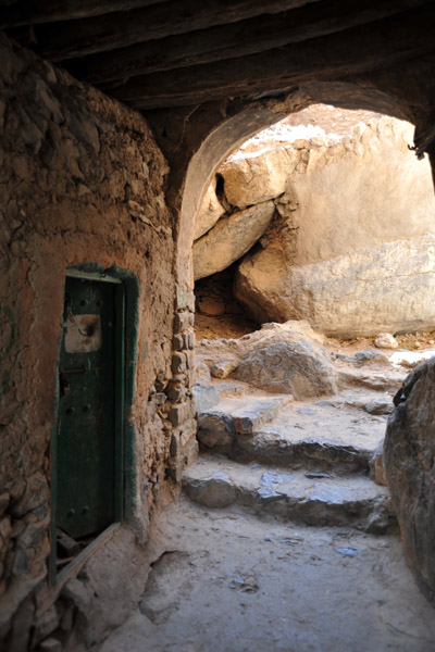 Old town passageway, Misfat Al Abryeen