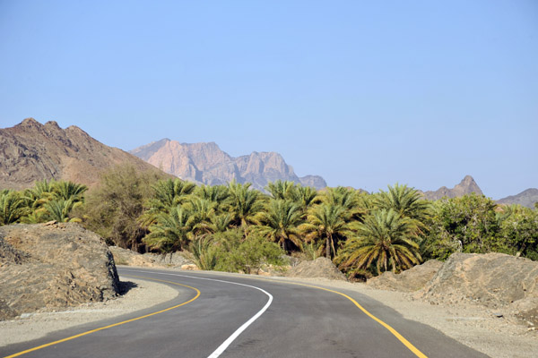 Again, this section between Rustaq and Ibri on Route 13 is poorly covered in Off-road Oman Explorer