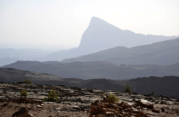 Jabal Misht, the mountain next to the necropolis of Al Ayn (Oman)