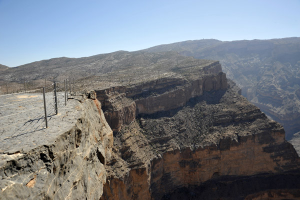 Jabal Shams Wadi an Nakhur lookout