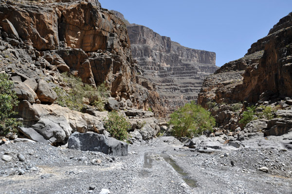 Wadi An Nakhul replaces Wadi Bih as the best drive I've found around the UAE and Oman