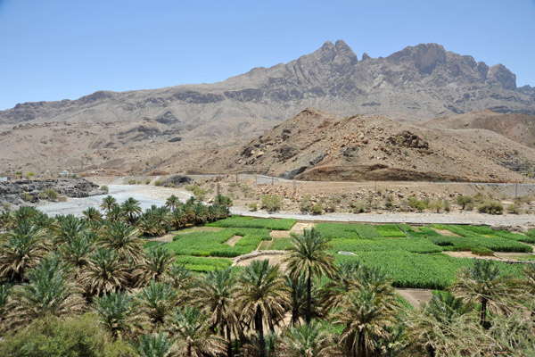 The junction of Wadi Ghul and Wadi An Nakhur in front of Jabal Ghul