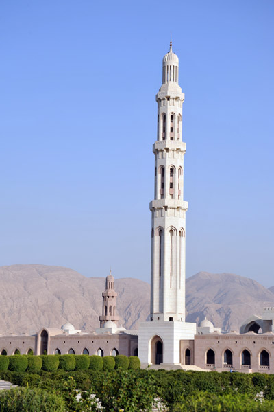 90m main minraet of the Sultan Qaboos Grand Mosque