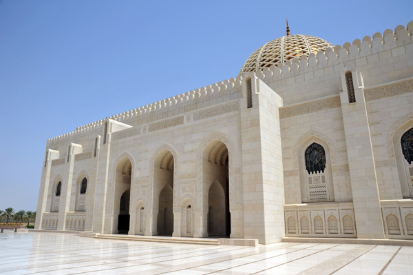 South side of the main prayer hall, Sultan Qaboos Grand Mosque