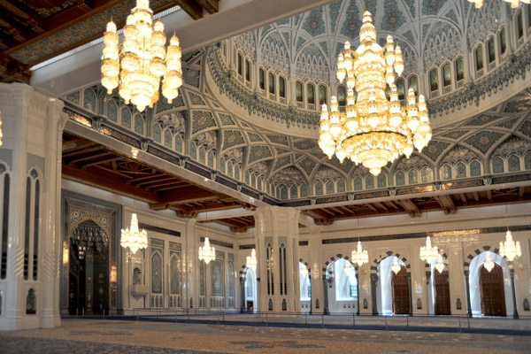 Main prayer hall, Sultan Qaboos Grand Mosque