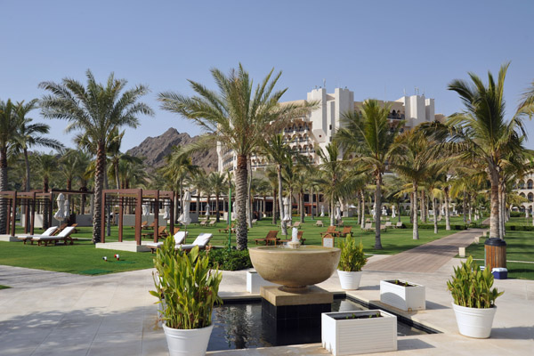Al Bustan Palace Hotel