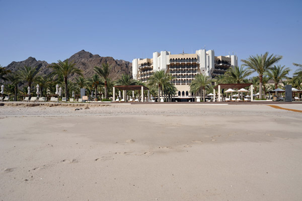 Al Bustan Palace Hotel