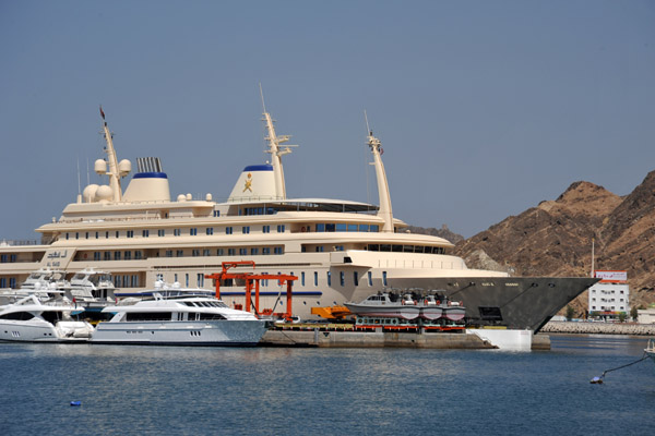 The harbor of Mutrah from the Corniche