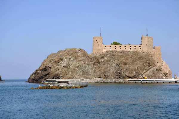 Jalali Fort, also built by the Portuguese in the 16th C.