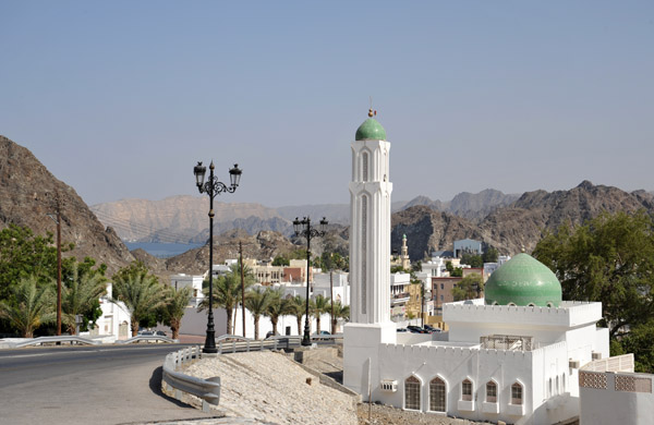 Coming over the hill south of Muscat - Sidab