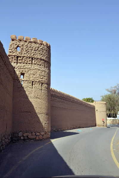 Outer curtain wall, Rustaq Fort