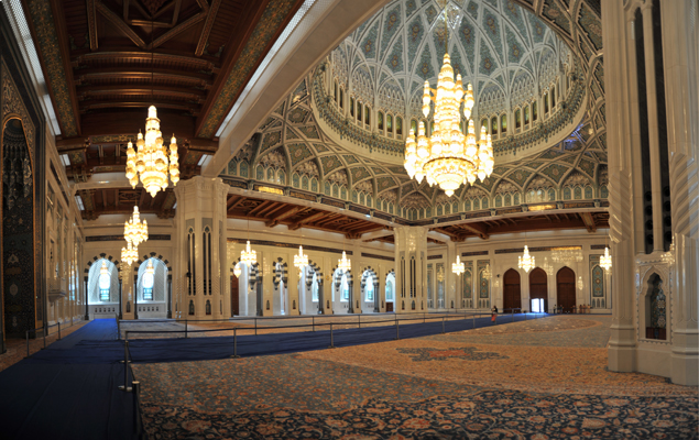 Sultan Qaboos Grand Mosque - main prayer hall, carpet and chandeliers