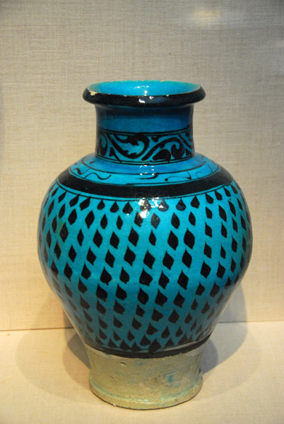 Syrian jar, 12-13th C. Rakka