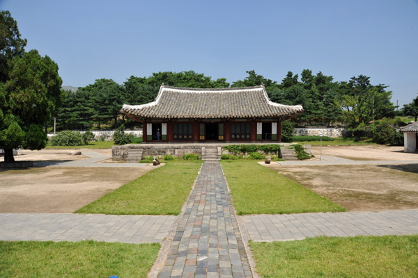 The Koryo Museum was one of only sites we visited which predated the DPRK