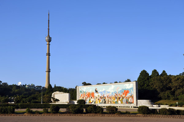 Liberation Tower and the monument to the 1945 speech of Kim Il Sung