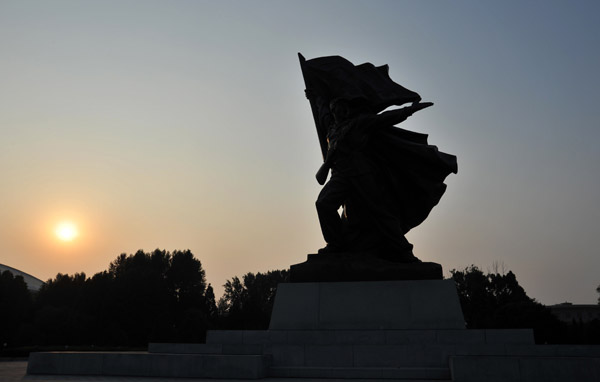 Sunset with the Monument to Victorious Fatherland Liberation War
