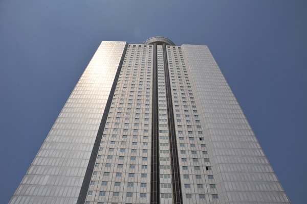 Yanggakdo International Hotel, 170m tall with 47 floors