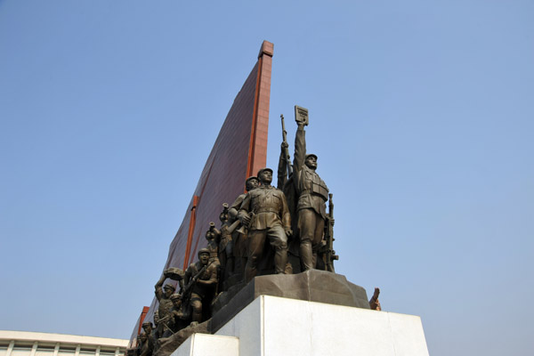Anti-Japanese Revolutionary Struggle on the left side of the Mansu Hill Grand Monument