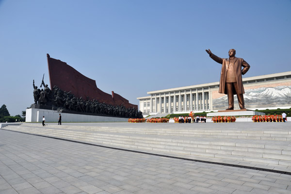Mansu Grand Monument, Pyongyang