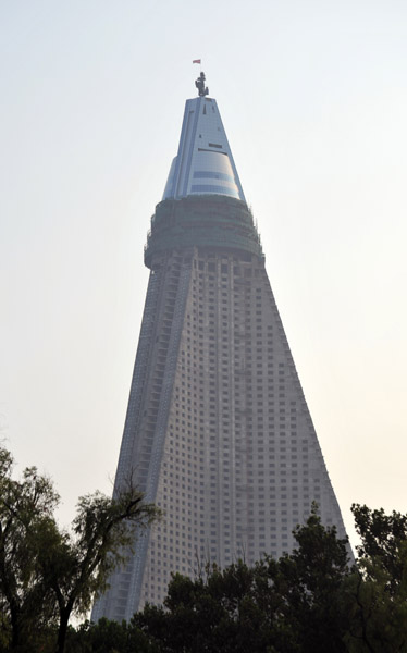 Ryugyong Hotel 330m (1,083ft)