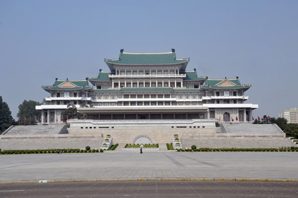 Grand People's Study House (Library) Kim Il Sung Square, Pyongyang