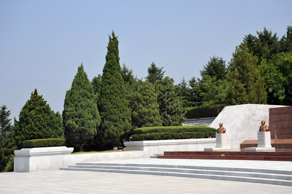 Revolutionary Martyr's Cemetary, Pyongyang