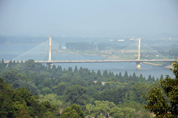 Chongnyu Bridge over the Taedong River, Pyongyang