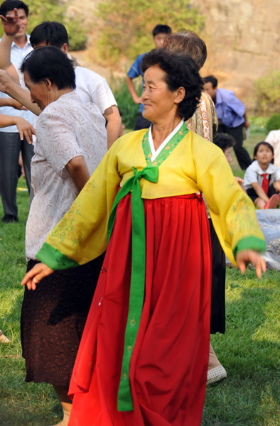 Woman in traditional Korean dress, Moranbong Park