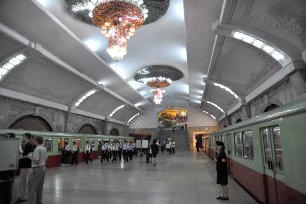 Puhung Station, Pyongyang Metro