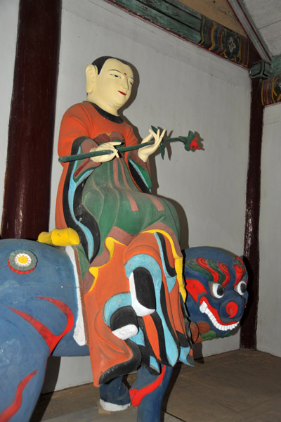 Figure riding a haetae in the Haet'al Gate, Pohyon Temple