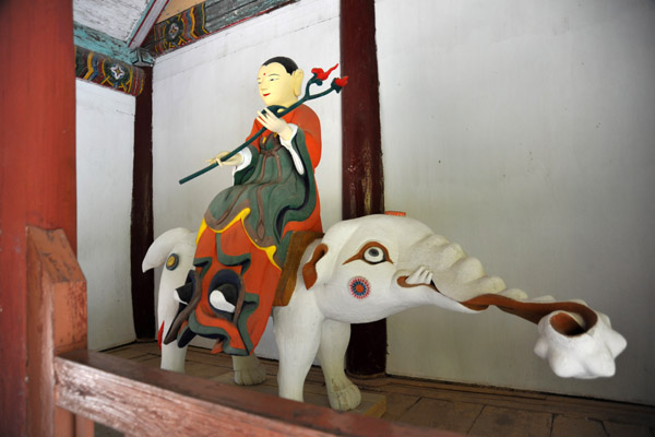 Buddhist figure riding an elephant in the Haet'al Gate, Pohyon Temple
