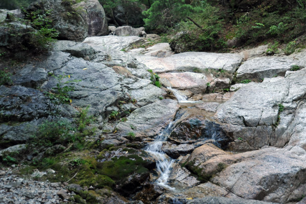 Stream along the Sangwon Hermitage trail