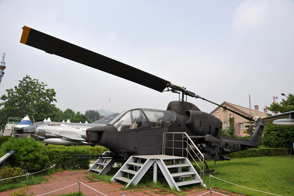 AH-1J Cobra attack helicopter