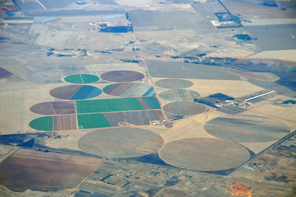Irrigated fields (S26 05.66/E28 30.97) Gauteng, South Africa
