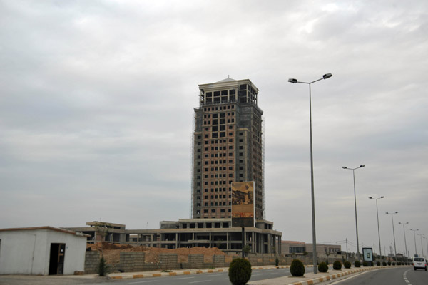 New highrise under construction outside Erbil