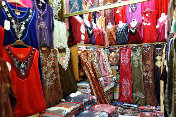Erbil Bazaar at night - woman's clothing