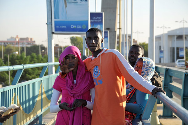 Sudanese couple on the new Tuti Island Suspension Bridge