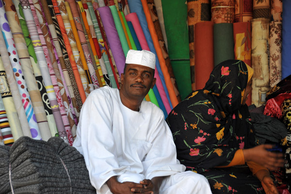 Textile saleman, Omdurman Souq