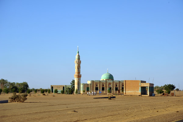 Village with a mosque at km 128 on the Northern Highway